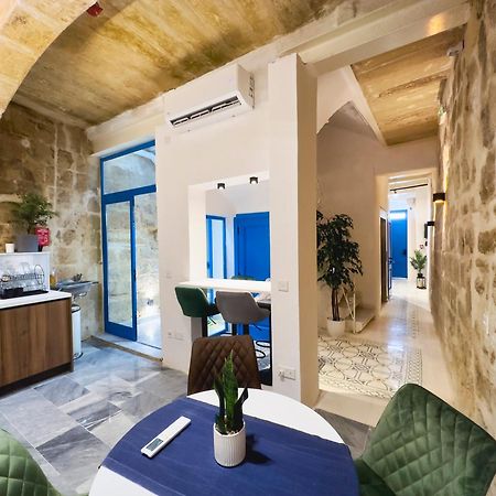 Mandera'S Boutique Suites & Dorms Valletta Ngoại thất bức ảnh