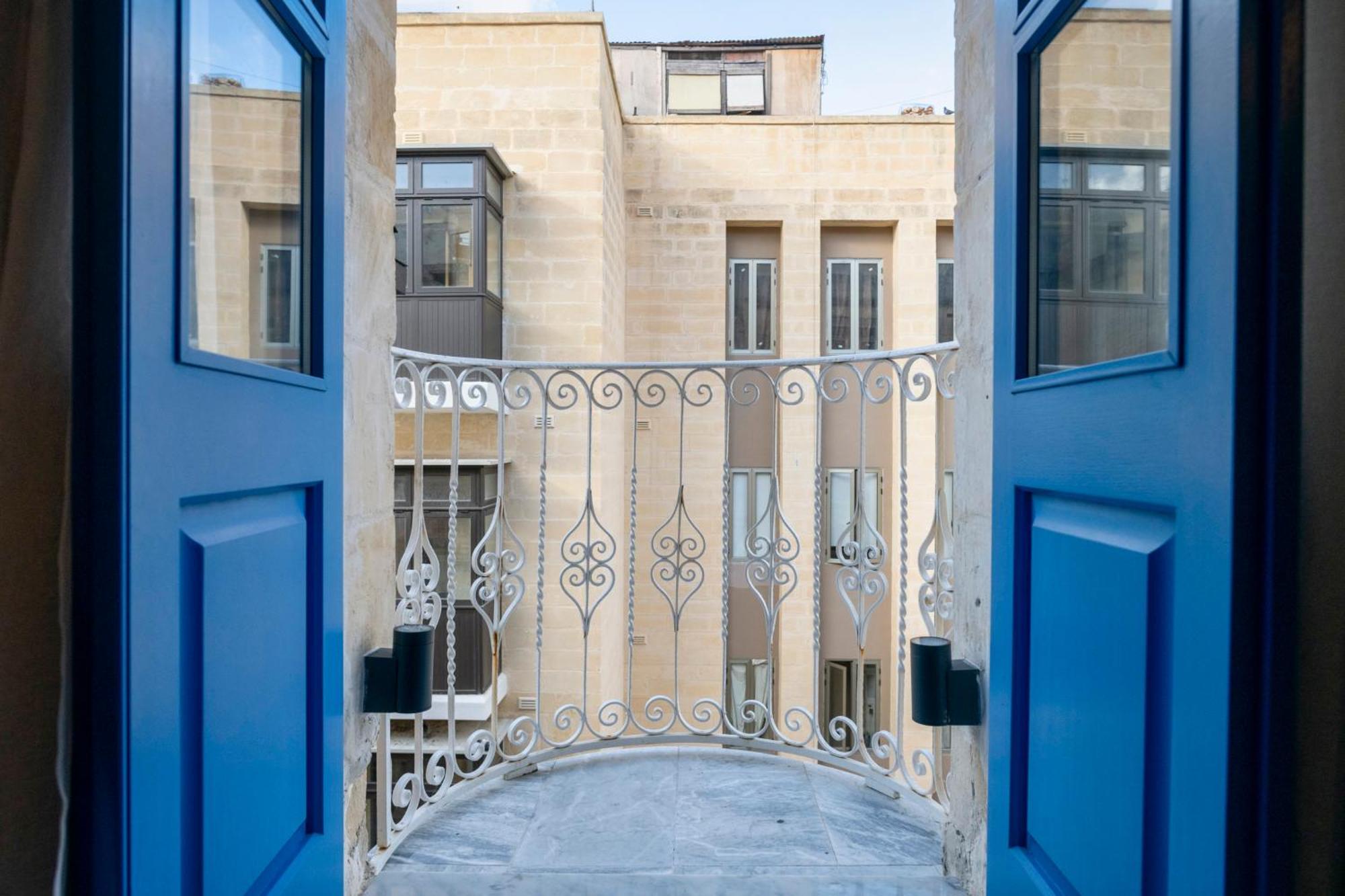 Mandera'S Boutique Suites & Dorms Valletta Ngoại thất bức ảnh