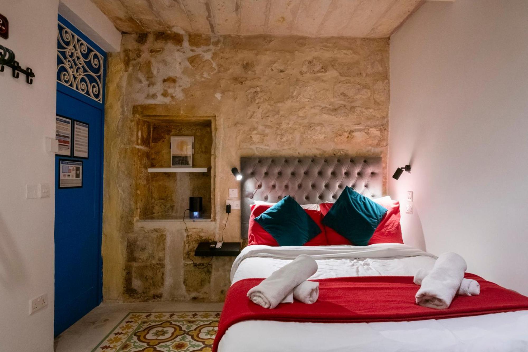 Mandera'S Boutique Suites & Dorms Valletta Ngoại thất bức ảnh