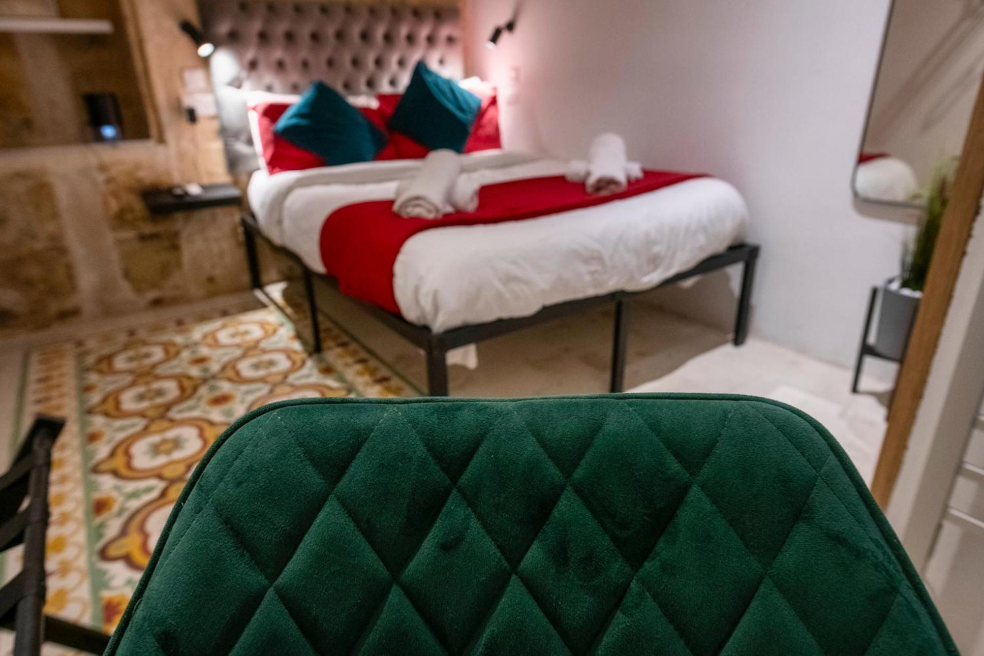 Mandera'S Boutique Suites & Dorms Valletta Ngoại thất bức ảnh